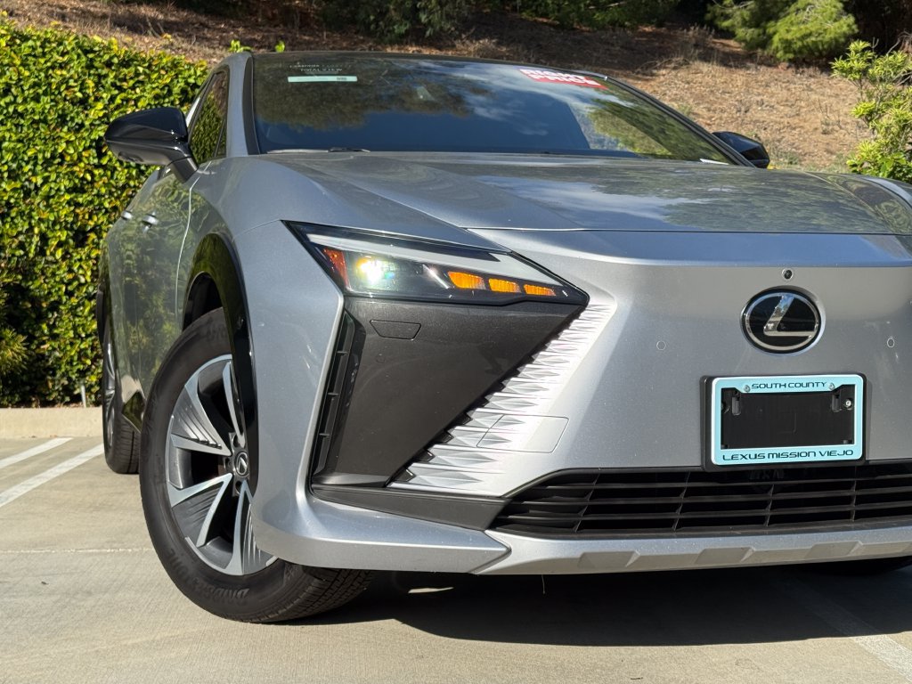 Certified 2024 Lexus RZ 300e Premium w/ Technology Package FWD image 7