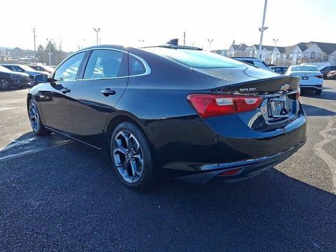 Used 2023 Chevrolet Malibu LT image 3