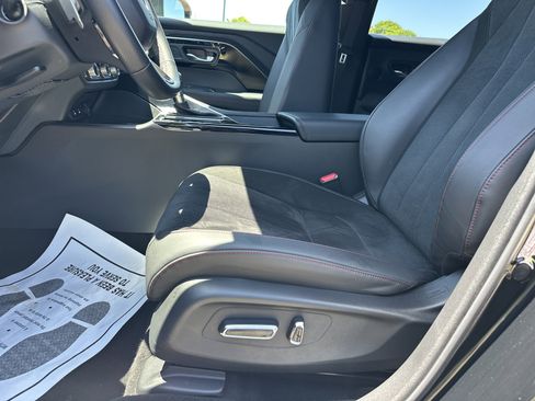 Certified 2025 Acura ADX A-Spec FWD image 9