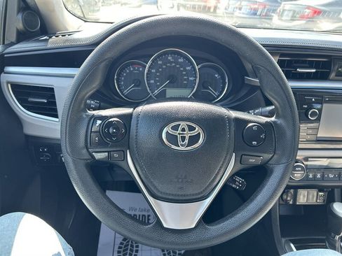Used 2014 Toyota Corolla LE FWD image 12