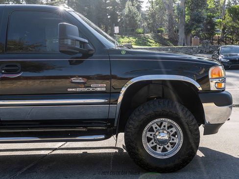 Used 2002 GMC Sierra 2500 4x4 Crew Cab HD w/ SLT Marketing Option Pkg image 11