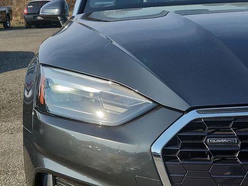 Used 2022 Audi A5 2.0T Premium image 9