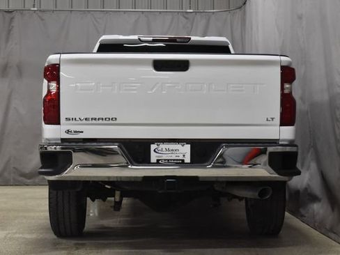 Used 2025 Chevrolet Silverado 2500 LT w/ Convenience Package image 8