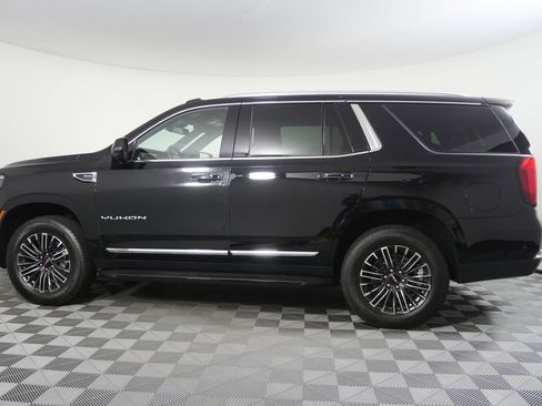 Used 2026 GMC Yukon Elevation AWD/4WD image 6