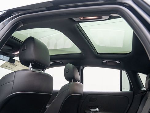 New 2026 Mercedes-Benz GLA 250 4MATIC image 18