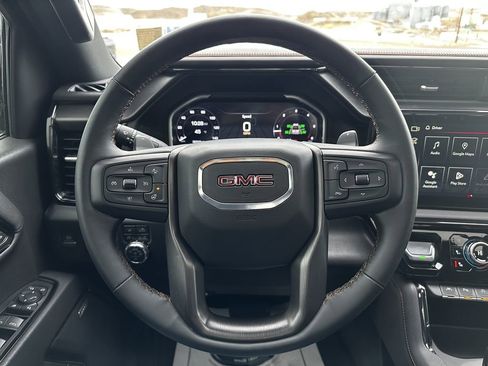 Used 2023 GMC Sierra 1500 AT4 w/ Technology Package image 8