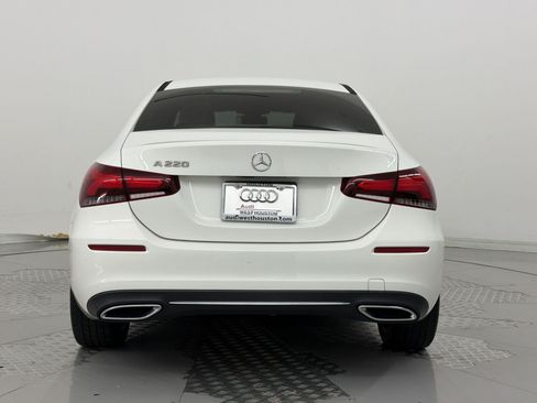 Used 2022 Mercedes-Benz A 220 image 10