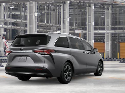 New 2026 Toyota Sienna Platinum AWD/4WD image 9