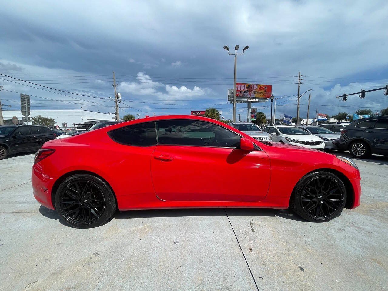 Used 2014 Hyundai Genesis 2.0T RWD image 8
