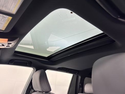 Used 2023 Lexus GX 460 Premium image 12