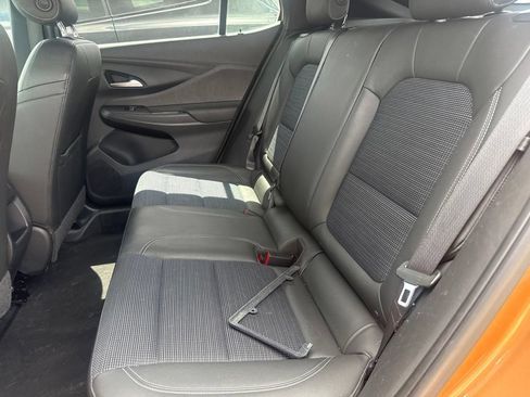 Used 2024 Buick Envista Preferred w/ Convenience II Package FWD image 5