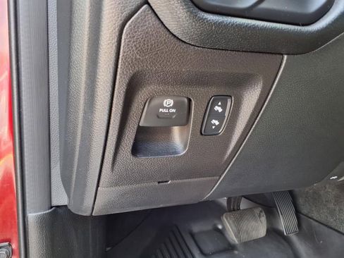 Certified 2022 RAM 1500 Laramie image 19