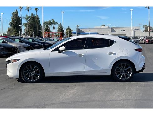 Used 2020 MAZDA MAZDA3 Hatchback w/ Preferred Package image 3