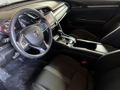 Used 2021 Honda Civic Sport image 11
