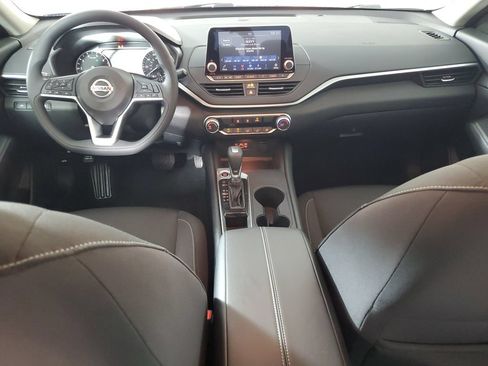 Used 2020 Nissan Altima 2.5 S FWD image 12