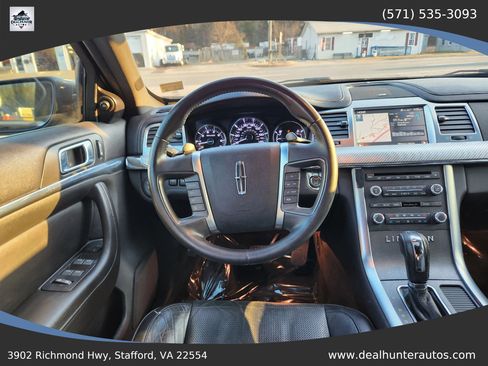 Used 2012 Lincoln MKS AWD image 33
