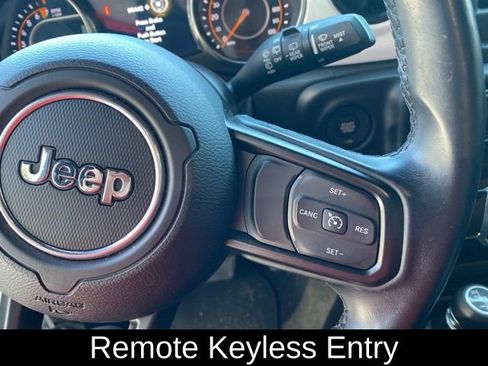 Used 2021 Jeep Wrangler Unlimited Islander image 17