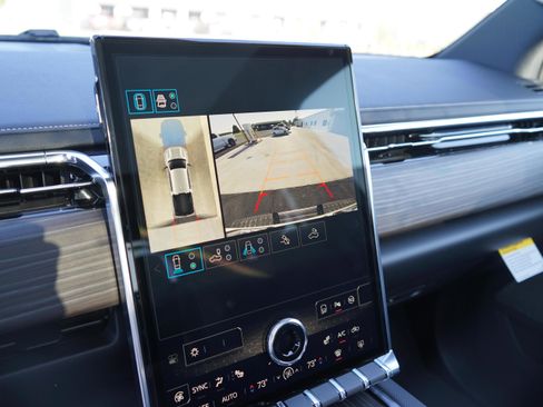 New 2025 GMC Sierra EV Denali image 15