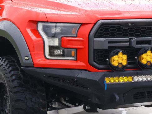 Used 2019 Ford F150 Raptor w/ Equipment Group 802A Luxury AWD/4WD image 7