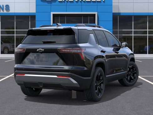 New 2026 Chevrolet Equinox LT w/ Convenience Package II FWD image 5