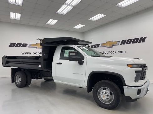 New 2025 Chevrolet Silverado 3500 W/T w/ WT Convenience Package image 3