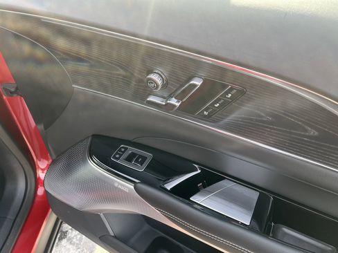 Used 2024 Cadillac Lyriq Luxury w/ LPO, Floor Liner Package image 17