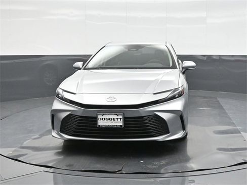 New 2026 Toyota Camry LE image 30