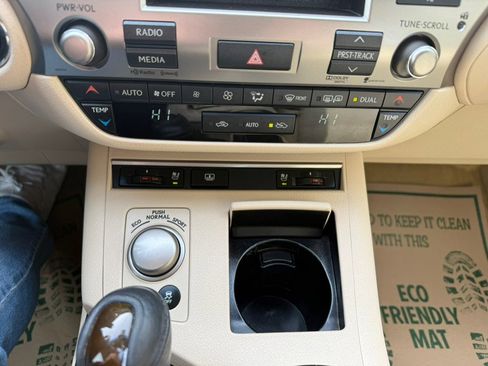 Used 2013 Lexus ES 350 image 21