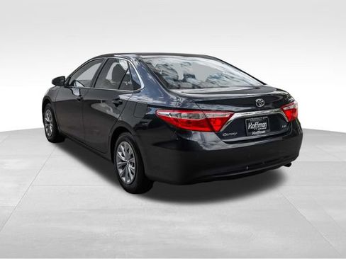 Used 2015 Toyota Camry LE FWD image 9