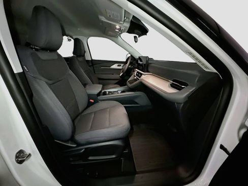 New 2026 Ford Explorer Active AWD/4WD image 34
