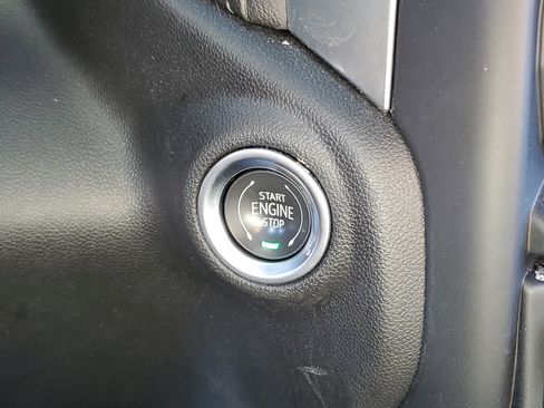 Used 2022 Chevrolet Silverado 2500 LT w/ Z71 Sport Edition image 28