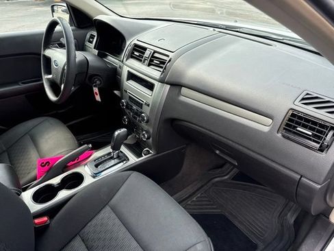 Used 2012 Ford Fusion SE FWD image 22
