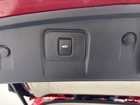 Used 2024 Nissan Murano Platinum w/ Cargo Package image 37