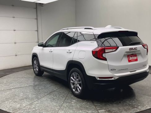 Certified 2023 GMC Terrain SLT image 38