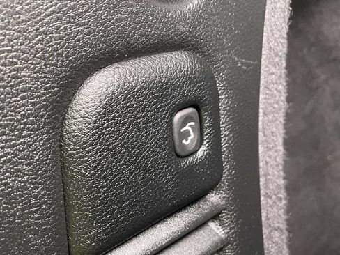 Used 2025 Dodge Durango GT AWD/4WD image 22