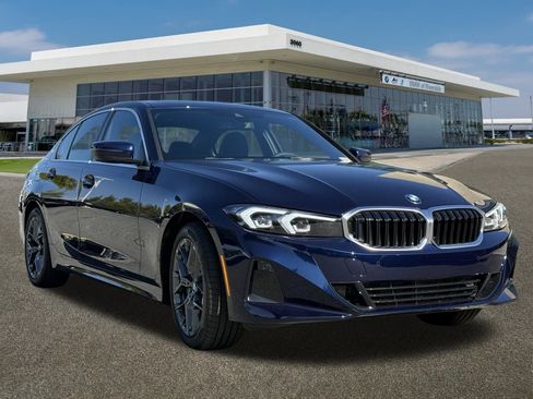 New 2026 BMW 330i Sedan image 2