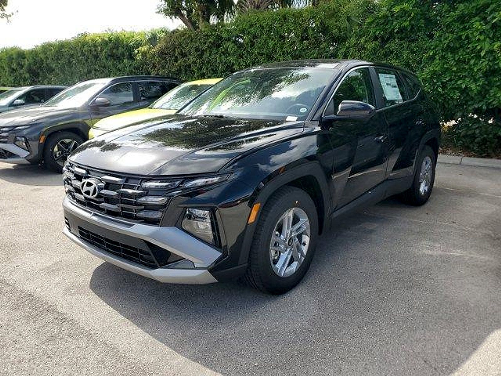 New 2025 Hyundai Tucson SE FWD image 3