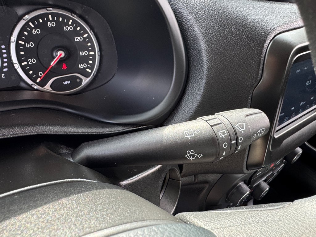Used 2021 Jeep Renegade Sport AWD/4WD image 32