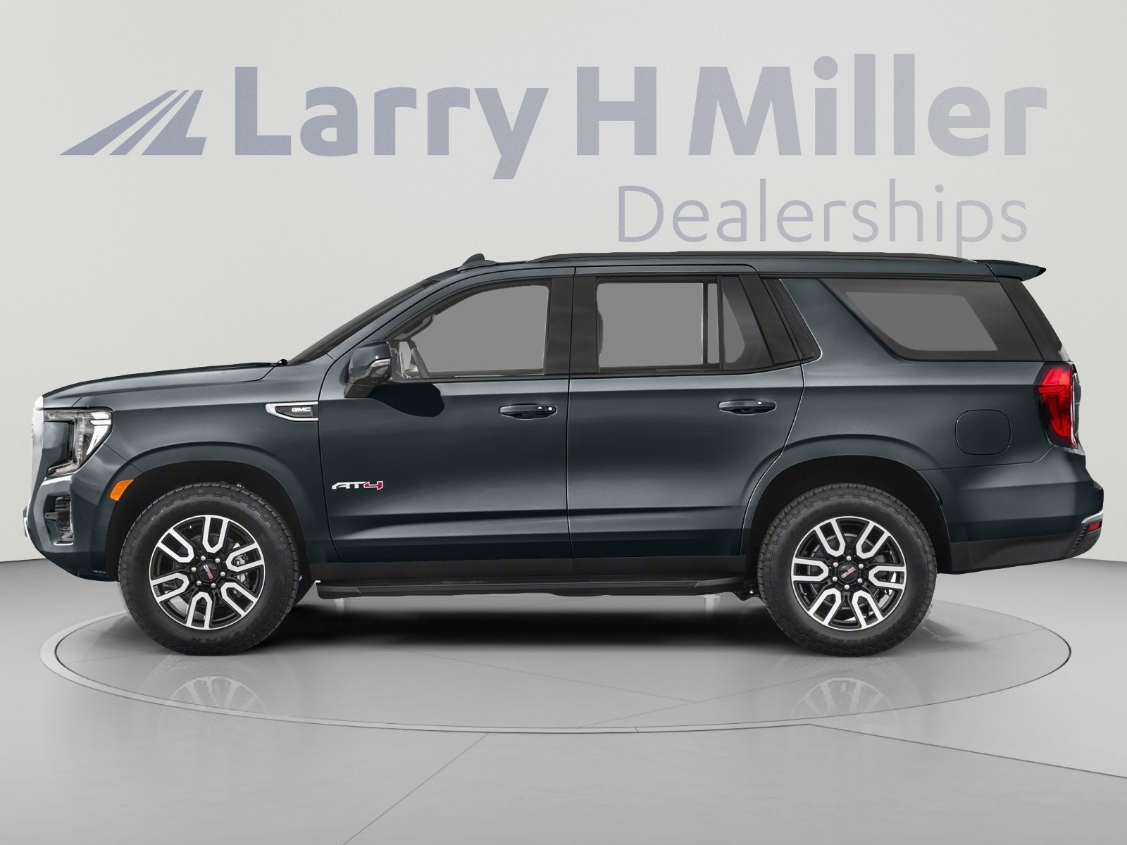 Used 2021 GMC Yukon AT4 w/ Rear Media and Nav Package AWD/4WD image 4