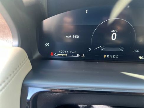 Certified 2023 Lincoln Nautilus Reserve AWD/4WD image 18