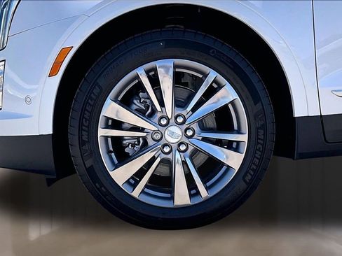 New 2026 Cadillac XT5 Premium Luxury image 12