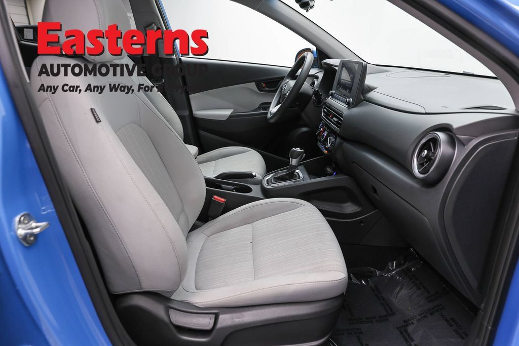 Used 2022 Hyundai Kona SEL w/ Cargo Package AWD/4WD image 25