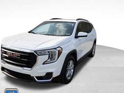 Used 2024 GMC Terrain SLE w/ Driver Convenience Package