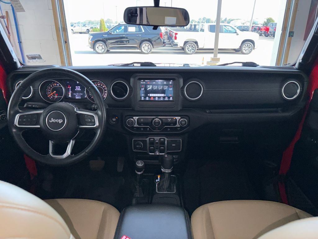 Used 2018 Jeep Wrangler Unlimited Sahara w/ LED Lighting Group AWD/4WD image 26