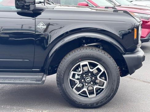 New 2025 Ford Bronco Outer Banks image 47
