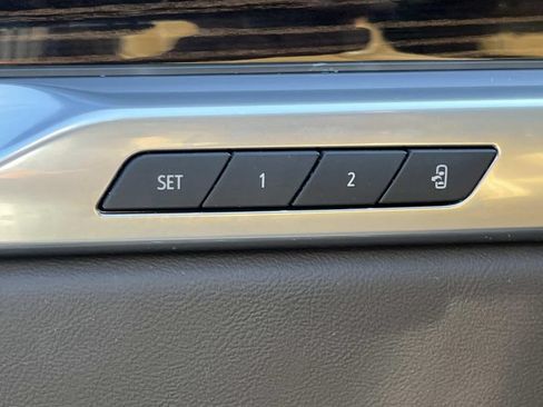 Used 2025 Cadillac Escalade Premium Luxury w/ Touring Package AWD/4WD image 32
