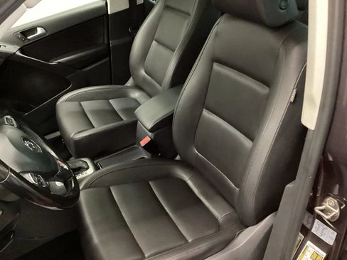 Used 2016 Volkswagen Tiguan SE AWD/4WD image 10