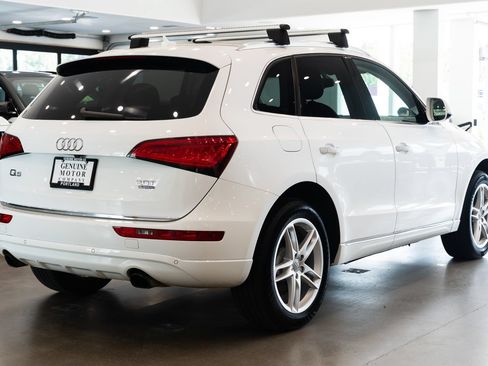 Used 2015 Audi Q5 2.0T Premium Plus w/ Technology Package AWD/4WD image 4