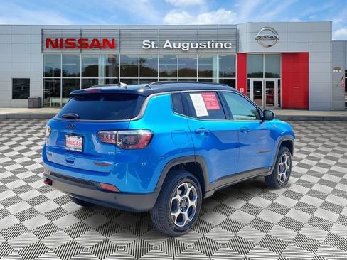 Used 2022 Jeep Compass Trailhawk AWD/4WD image 2