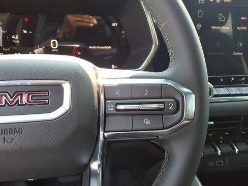 New 2026 GMC Canyon Elevation w/ Convenience Package RWD image 11